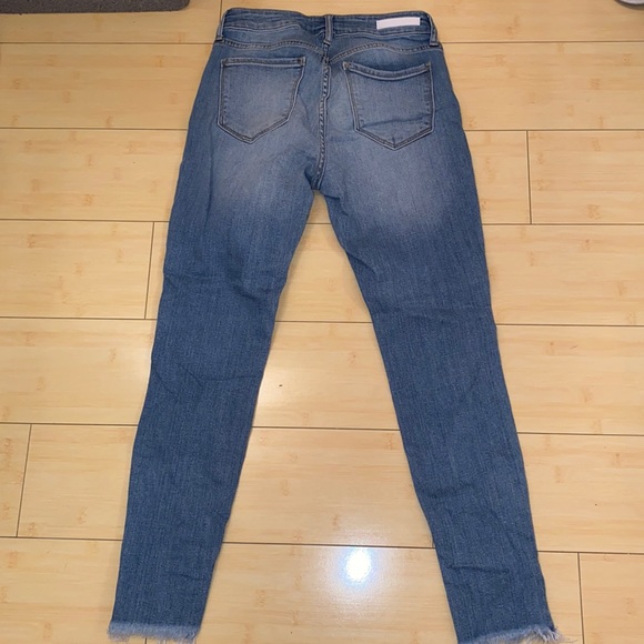 Cello
Ellie Mid Rise Fray Hem Ankle Skinny size 1 - Picture 5 of 6